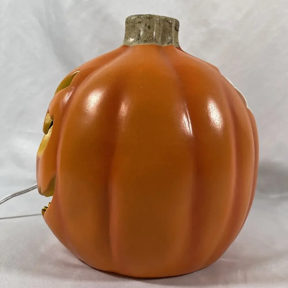 Vintage 9” Blow Mold Pumpkin Lighted Halloween Jack O Lantern Green Light